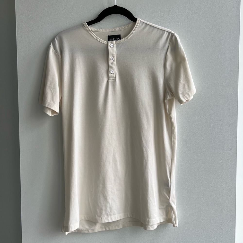 CUTS Split-Hem Tshirt